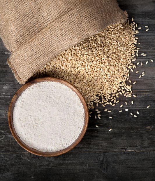 Flour and whole wheat grains