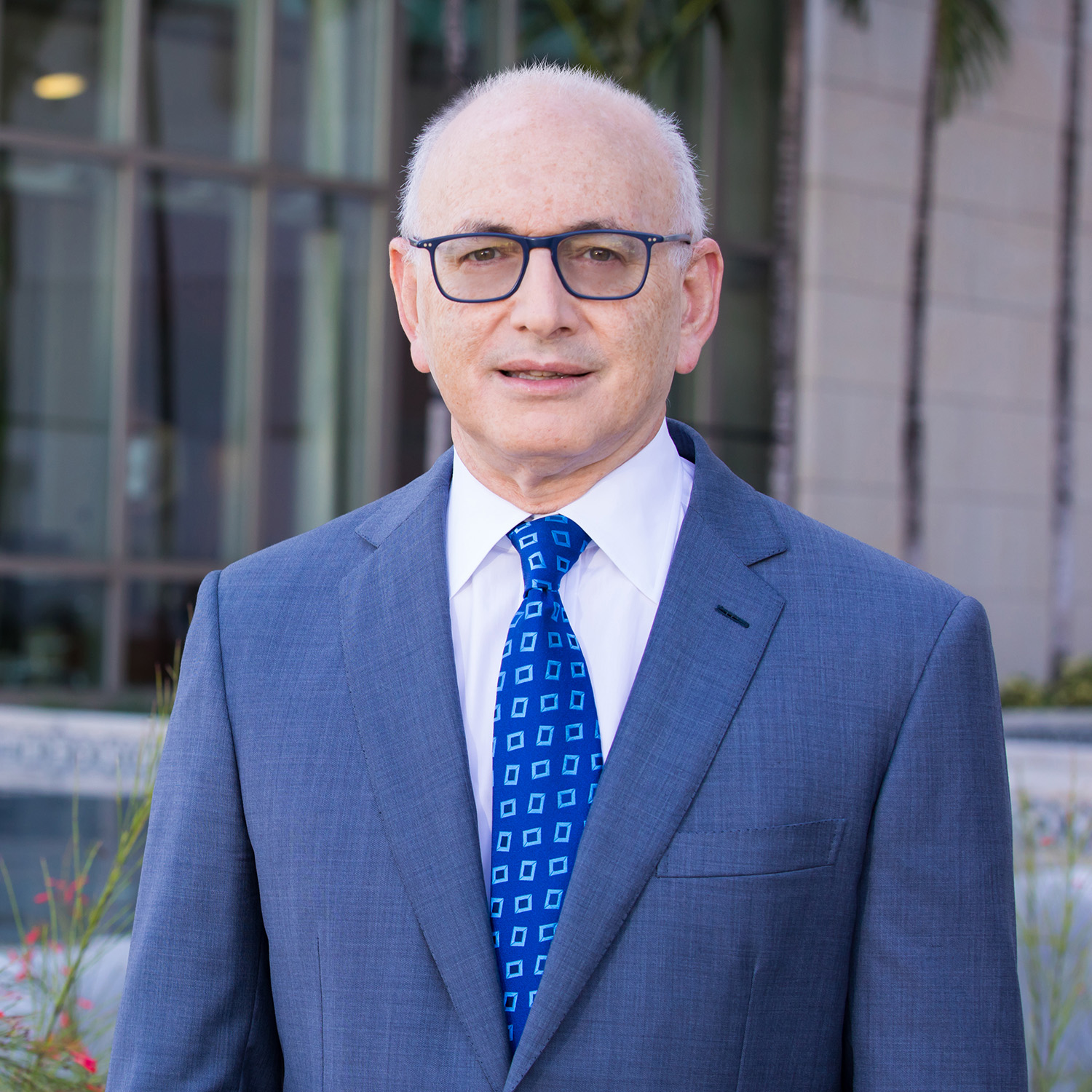 Dr. Stephen Nimer